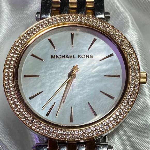 Michael Kors Darci Ladies Watch - Picture 1 of 4